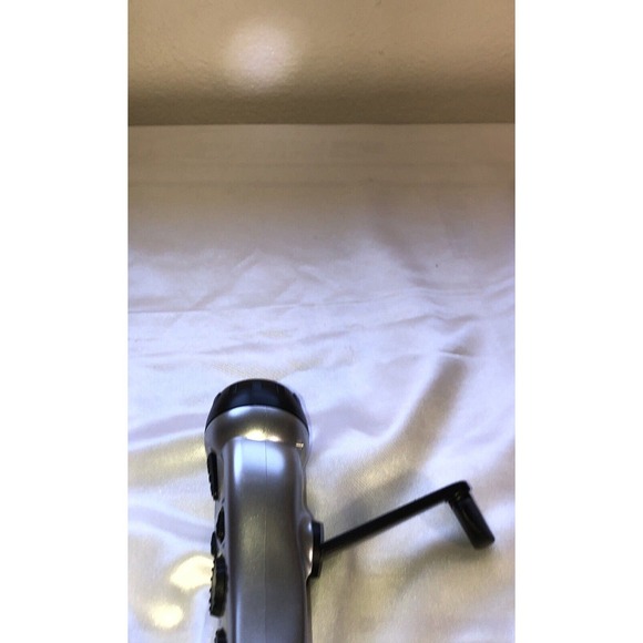 Ready America Emergency Power Station Flashlight Radio Siren Phone Charger - Picture 7 of 9